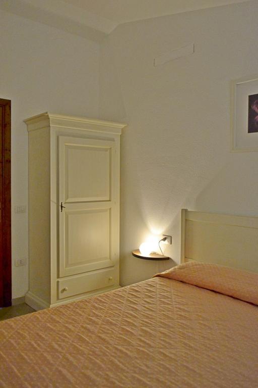 Gf Apartments La Vigna Badesi Rom bilde